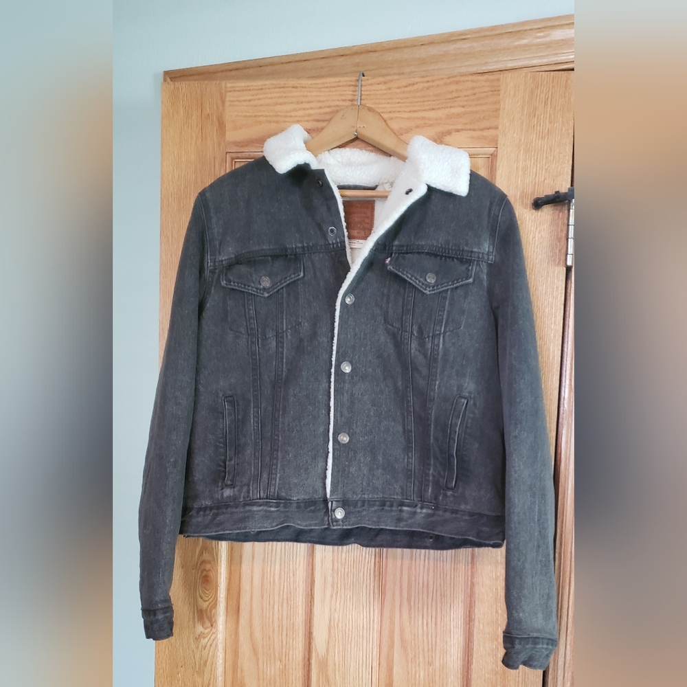 Levi's Black Denim Trucker Jacket with White Sherpa Collar
